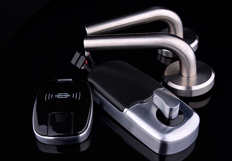 Accom S6100 Standalone Card Door Lock with Installation Packages | Accom.my